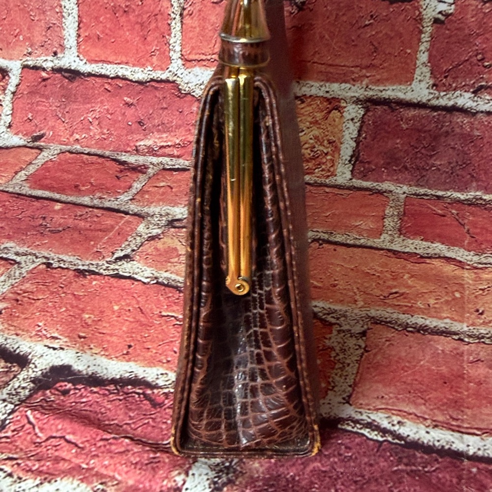 Vintage 1950s–1960s Brown Croc-Embossed Top Handle Frame Handbag - Picture 2 of 13